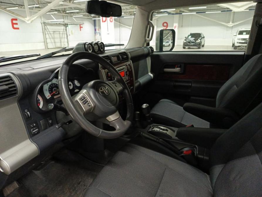 Toyota FJ Cruiser Казань  - изображение 20