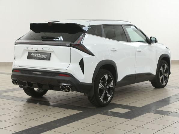 Geely Atlas II с пробегом 2023 года, цена 2 529 000 рублей, 35800 км, внедорожник, Автокод Объявления
