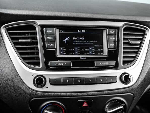 Hyundai Solaris II с пробегом 2018 года, цена 1 164 000 рублей, 170117 км, седан, Автокод Объявления