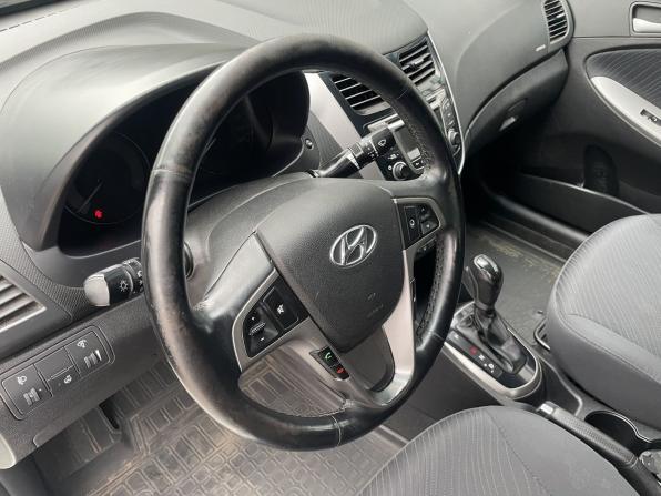 Hyundai Solaris I Рестайлинг с пробегом 2015 года, цена 999 000 рублей, 147117 км, седан, Автокод Объявления