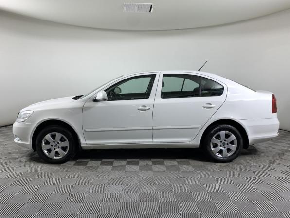 Skoda Octavia II (A5) Рестайлинг с пробегом 2011 года, цена 970 000 рублей, 123000 км, лифтбек, Автокод Объявления