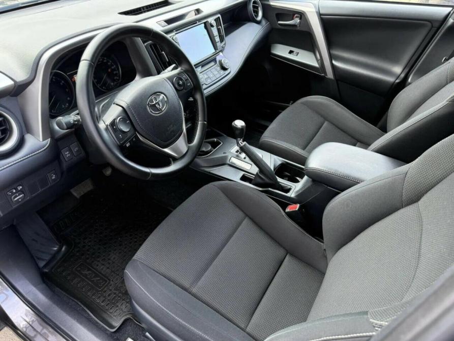 Toyota RAV4 IV (XA40) Рестайлинг Набережные Челны  - изображение 7