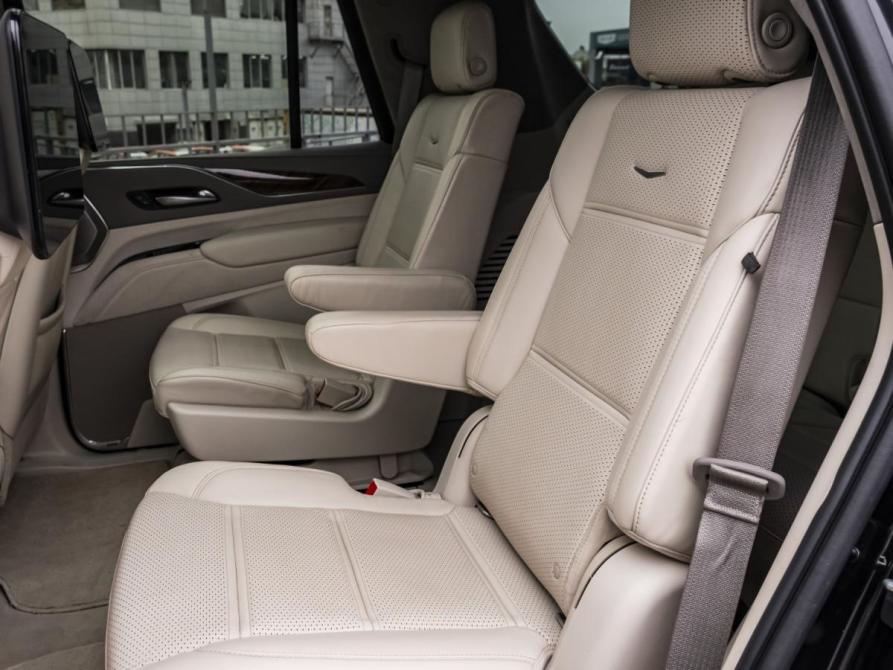 Cadillac Escalade V Москва  - изображение 24