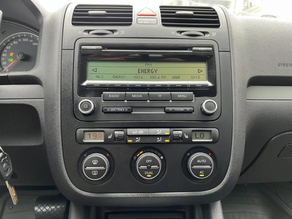 Volkswagen Jetta V с пробегом 2009 года, цена 625 000 рублей, 225250 км, седан, Автокод Объявления
