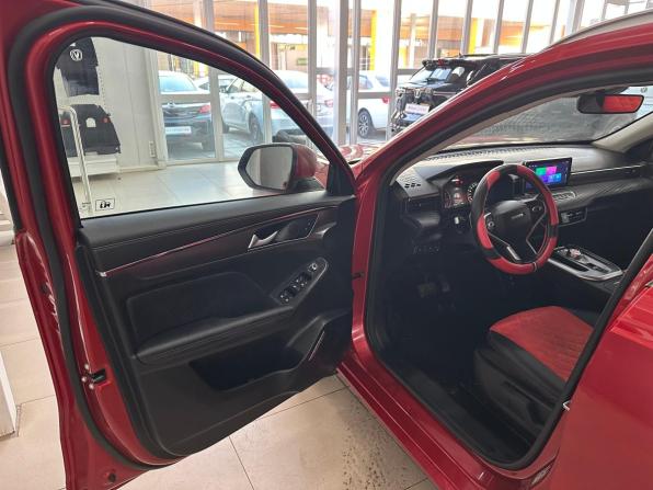 Haval Jolion I с пробегом 2023 года, цена 1 950 000 рублей, 36400 км, внедорожник, Автокод Объявления