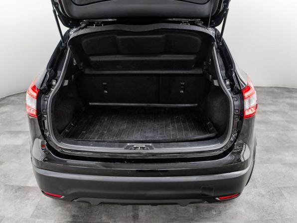 Nissan Qashqai II с пробегом 2018 года, цена 1 950 000 рублей, 119866 км, внедорожник, Автокод Объявления