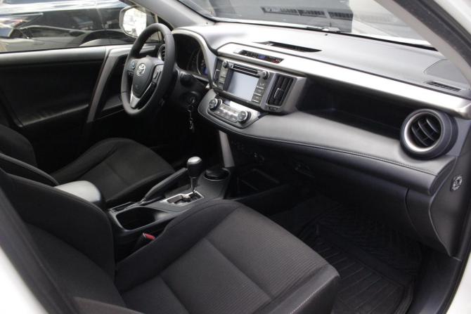 Toyota RAV4 IV (XA40) с пробегом 2013 года, цена 1 790 000 рублей, 170716 км, внедорожник, Автокод Объявления