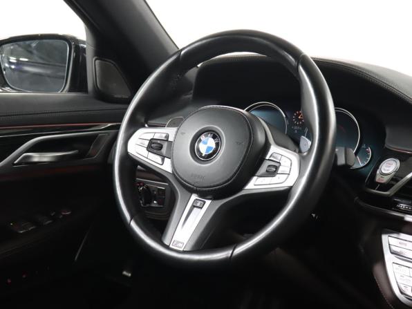 BMW 7 серии VI (G11/G12) с пробегом 2018 года, цена 5 665 990 рублей, 45790 км, седан, Автокод Объявления