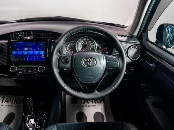 Toyota Corolla XI (E160 E170 E180) с пробегом 2013 года, цена 1 190 000 рублей, 105200 км, универсал, Автокод Объявления