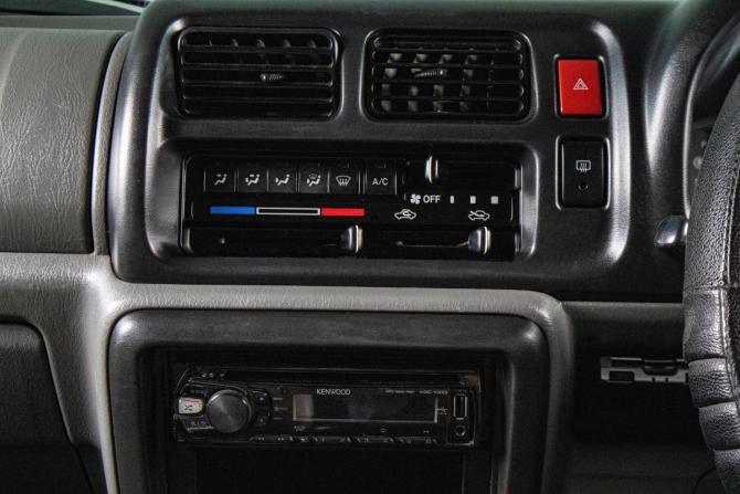 Suzuki Jimny III с пробегом 2001 года, цена 429 000 рублей, 187420 км, внедорожник, Автокод Объявления