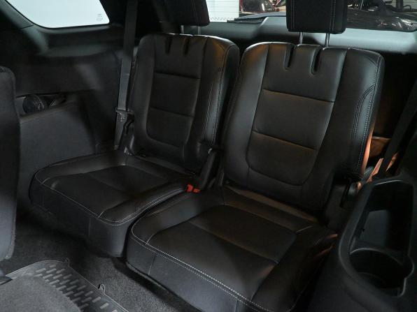Ford Explorer V Рестайлинг с пробегом 2017 года, цена 2 238 000 рублей, 233795 км, внедорожник, Автокод Объявления