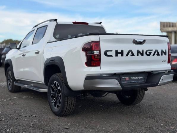 Changan Hunter Plus с пробегом 2024 года, цена 2 895 000 рублей, 4415 км, offers.body_type.unknown, Автокод Объявления