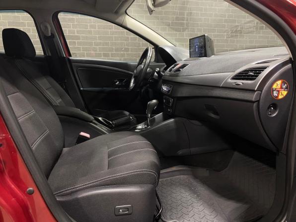 Renault Megane III Рестайлинг с пробегом 2014 года, цена 940 000 рублей, 65662 км, хэтчбек, Автокод Объявления