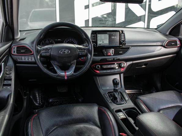 Hyundai i30 III с пробегом 2017 года, цена 1 600 000 рублей, 233661 км, хэтчбек, Автокод Объявления