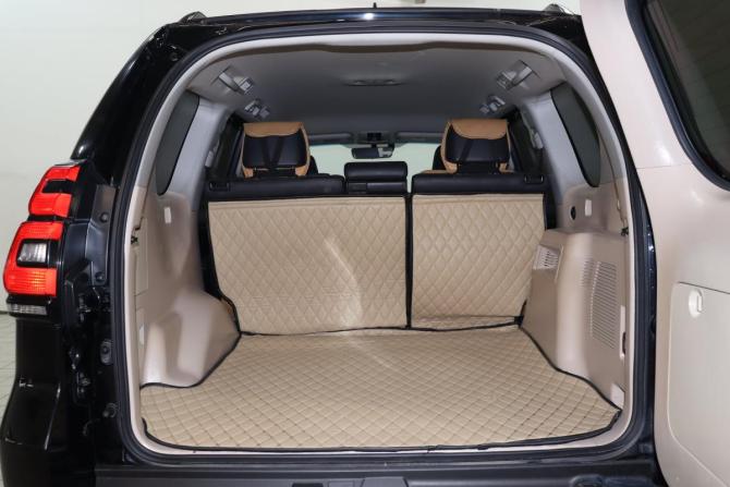 Toyota Land Cruiser Prado 150 Series Рестайлинг 2 с пробегом 2018 года, цена 6 000 000 рублей, 111252 км, внедорожник, Автокод Объявления