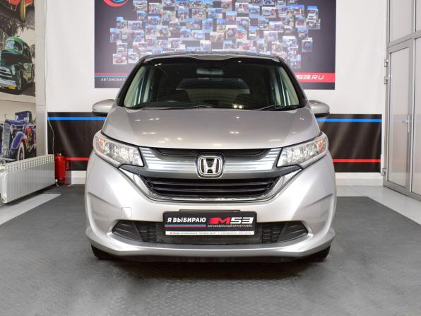 Honda Freed II с пробегом 2018 года, цена 1 382 999 рублей, 69369 км, компактвэн, Автокод Объявления