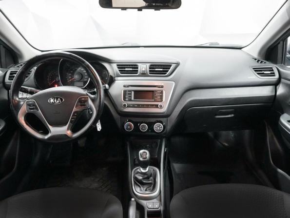 Kia Rio III Рестайлинг с пробегом 2017 года, цена 900 000 рублей, 178132 км, седан, Автокод Объявления
