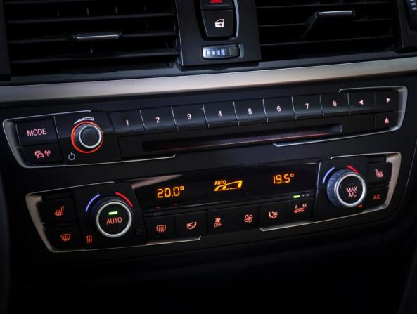 BMW 3 серии VI (F3x) с пробегом 2016 года, цена 1 799 000 рублей, 197500 км, лифтбек, Автокод Объявления