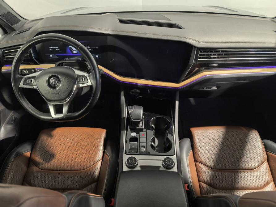 Volkswagen Touareg III Санкт-Петербург  - изображение 1