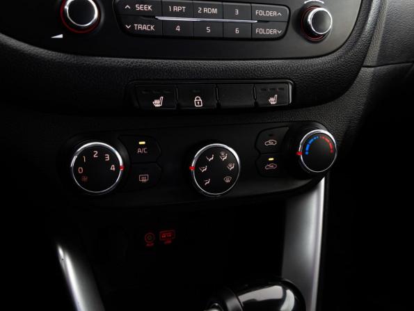 Kia Ceed II Рестайлинг с пробегом 2016 года, цена 999 000 рублей, 171693 км, хэтчбек, Автокод Объявления