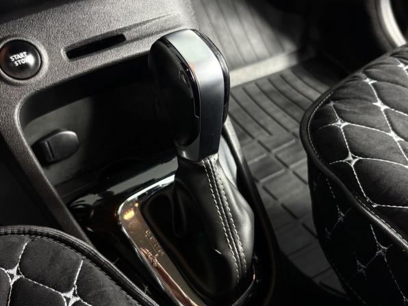 Renault Kaptur I с пробегом 2017 года, цена 1 285 000 рублей, 122082 км, внедорожник, Автокод Объявления