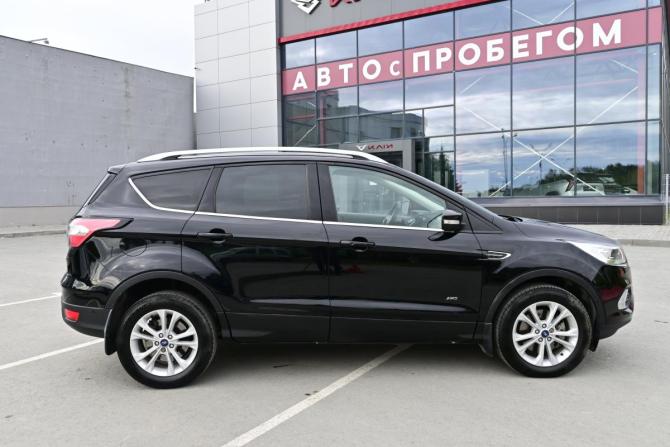 Ford Kuga II Рестайлинг с пробегом 2019 года, цена 1 780 000 рублей, 86000 км, внедорожник, Автокод Объявления