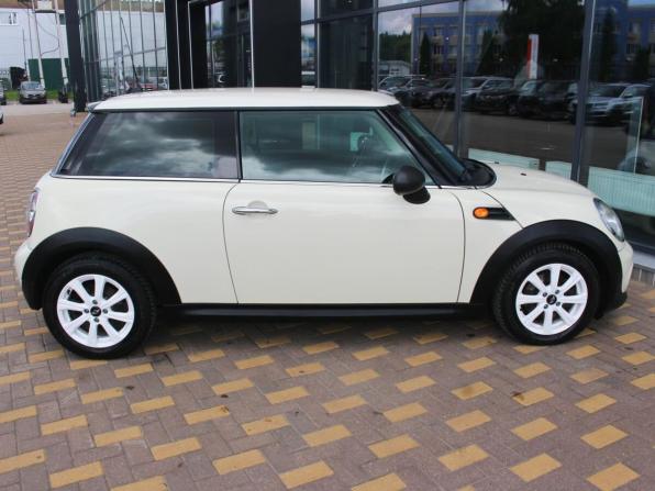 Mini Hatch II (R56) Рестайлинг с пробегом 2012 года, цена 740 000 рублей, 129397 км, хэтчбек, Автокод Объявления