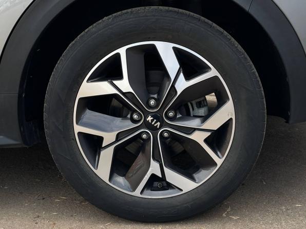Kia Sportage IV Рестайлинг с пробегом 2019 года, цена 2 545 000 рублей, 41034 км, внедорожник, Автокод Объявления