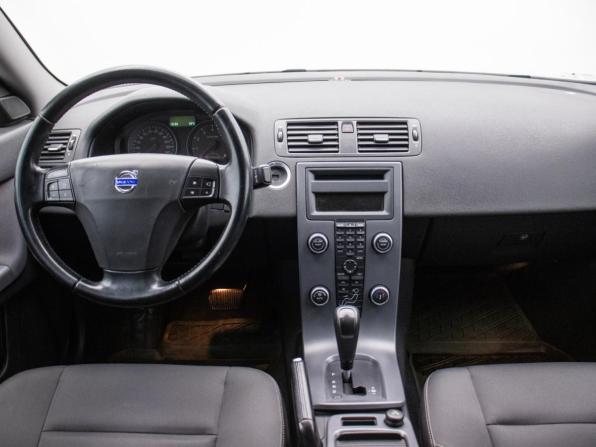Volvo S40 II Рестайлинг с пробегом 2011 года, цена 795 000 рублей, 202376 км, седан, Автокод Объявления