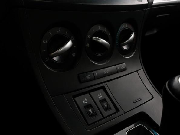 Mazda 3 II (BL) Рестайлинг с пробегом 2012 года, цена 949 000 рублей, 179812 км, седан, Автокод Объявления