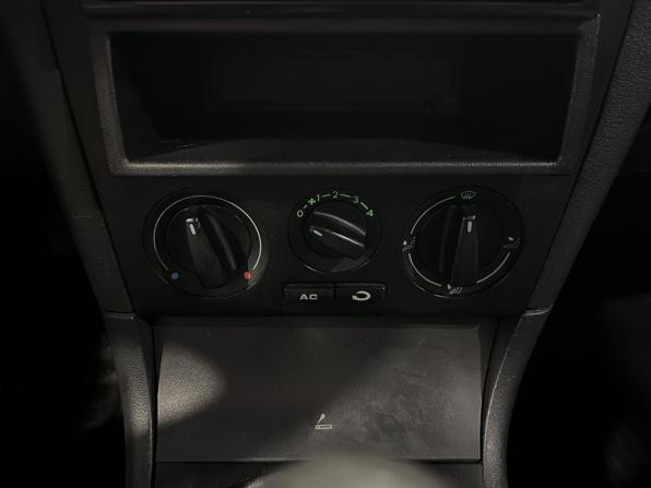 Skoda Octavia II (A5) Рестайлинг с пробегом 2009 года, цена 492 000 рублей, 273383 км, лифтбек, Автокод Объявления
