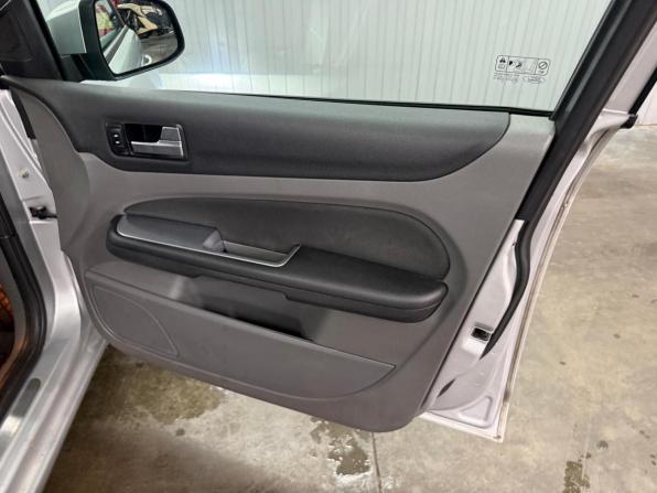 Ford Focus II Рестайлинг с пробегом 2008 года, цена 597 000 рублей, 178659 км, седан, Автокод Объявления