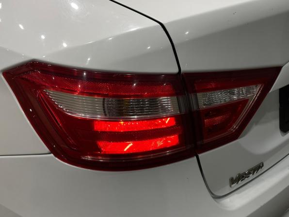 Lada (ВАЗ) Vesta I с пробегом 2015 года, цена 630 000 рублей, 157200 км, седан, Автокод Объявления