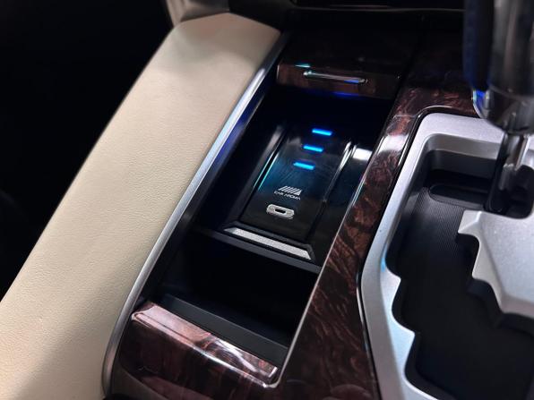 Toyota Alphard III Рестайлинг с пробегом 2019 года, цена 4 049 000 рублей, 128217 км, минивэн, Автокод Объявления