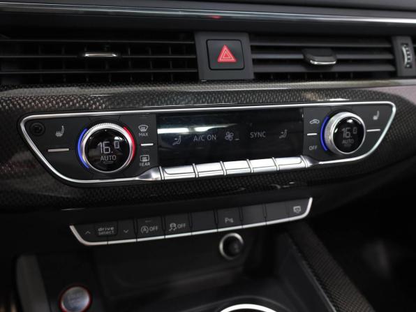 Audi S4 V (B9) с пробегом 2017 года, цена 3 650 000 рублей, 131214 км, седан, Автокод Объявления