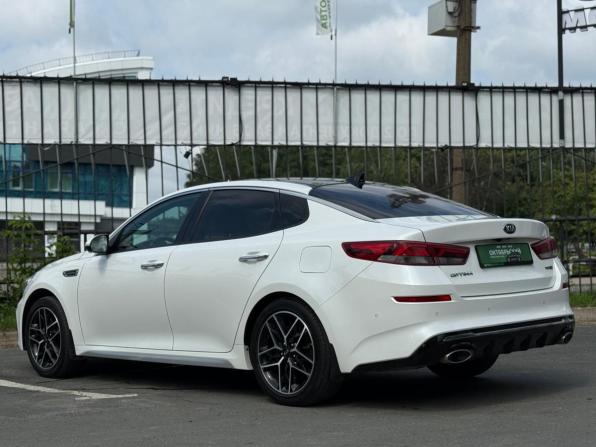 Kia Optima IV Рестайлинг с пробегом 2018 года, цена 2 329 000 рублей, 87232 км, седан, Автокод Объявления