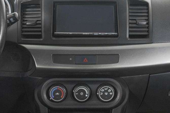 Mitsubishi Lancer X Рестайлинг с пробегом 2012 года, цена 899 000 рублей, 126000 км, седан, Автокод Объявления