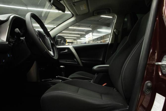 Toyota RAV4 IV (XA40) Рестайлинг с пробегом 2019 года, цена 2 279 000 рублей, 169518 км, внедорожник, Автокод Объявления