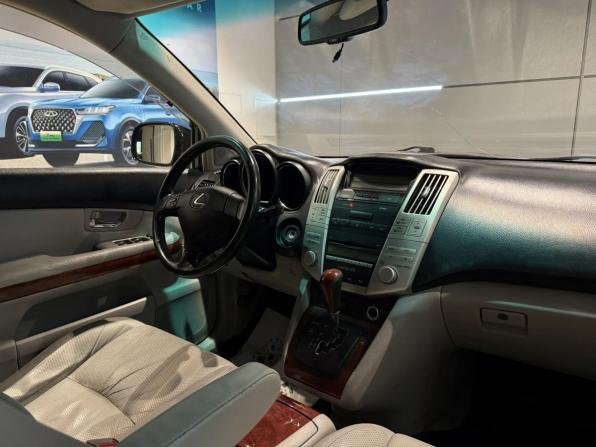 Lexus RX II Рестайлинг с пробегом 2006 года, цена 1 300 000 рублей, 250000 км, внедорожник, Автокод Объявления