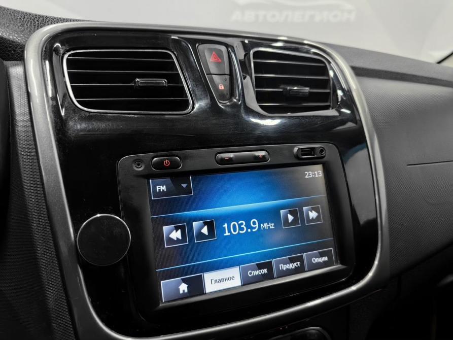 Renault Sandero II Новосибирск  - изображение 18