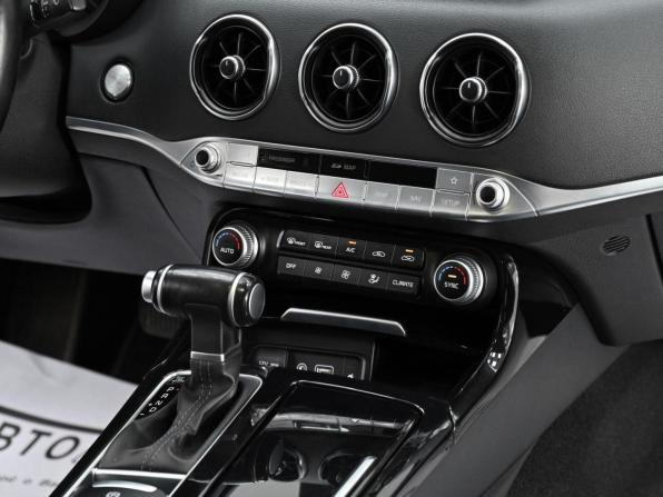 Kia Stinger I с пробегом 2019 года, цена 1 629 000 рублей, 73256 км, лифтбек, Автокод Объявления