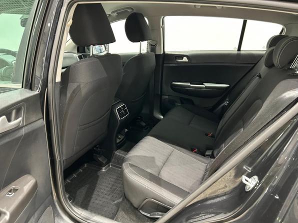 Kia Sportage IV с пробегом 2018 года, цена 1 699 000 рублей, 102426 км, внедорожник, Автокод Объявления