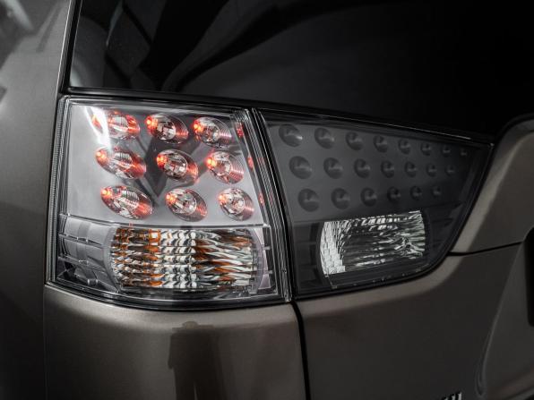 Mitsubishi Outlander II Рестайлинг с пробегом 2011 года, цена 1 300 000 рублей, 242209 км, внедорожник, Автокод Объявления