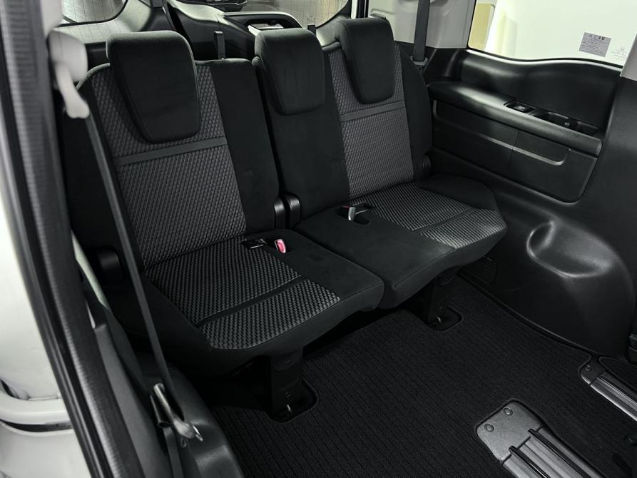Honda Stepwgn V Калининград  - изображение 11
