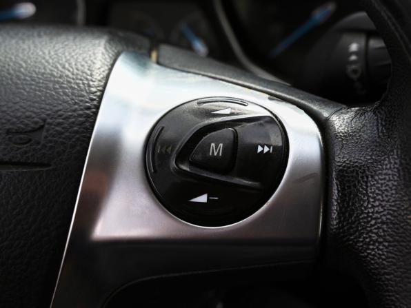 Ford Focus III с пробегом 2011 года, цена 699 000 рублей, 379400 км, седан, Автокод Объявления