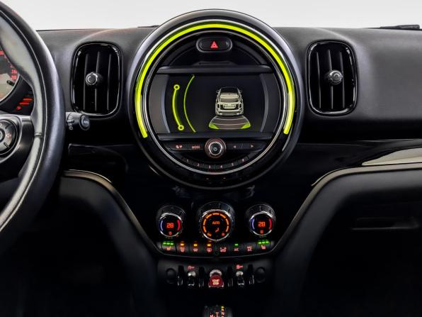 Mini Clubman II с пробегом 2017 года, цена 1 725 000 рублей, 109365 км, универсал, Автокод Объявления