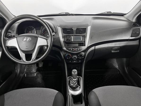 Hyundai Solaris I с пробегом 2012 года, цена 677 000 рублей, 160756 км, седан, Автокод Объявления