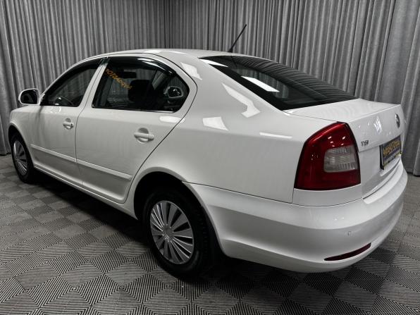 Skoda Octavia II (A5) Рестайлинг с пробегом 2012 года, цена 900 000 рублей, 239983 км, лифтбек, Автокод Объявления