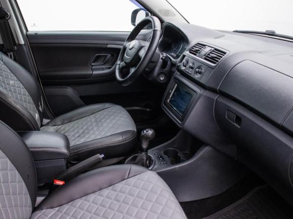 Skoda Fabia II Рестайлинг с пробегом 2012 года, цена 420 000 рублей, 256128 км, хэтчбек, Автокод Объявления
