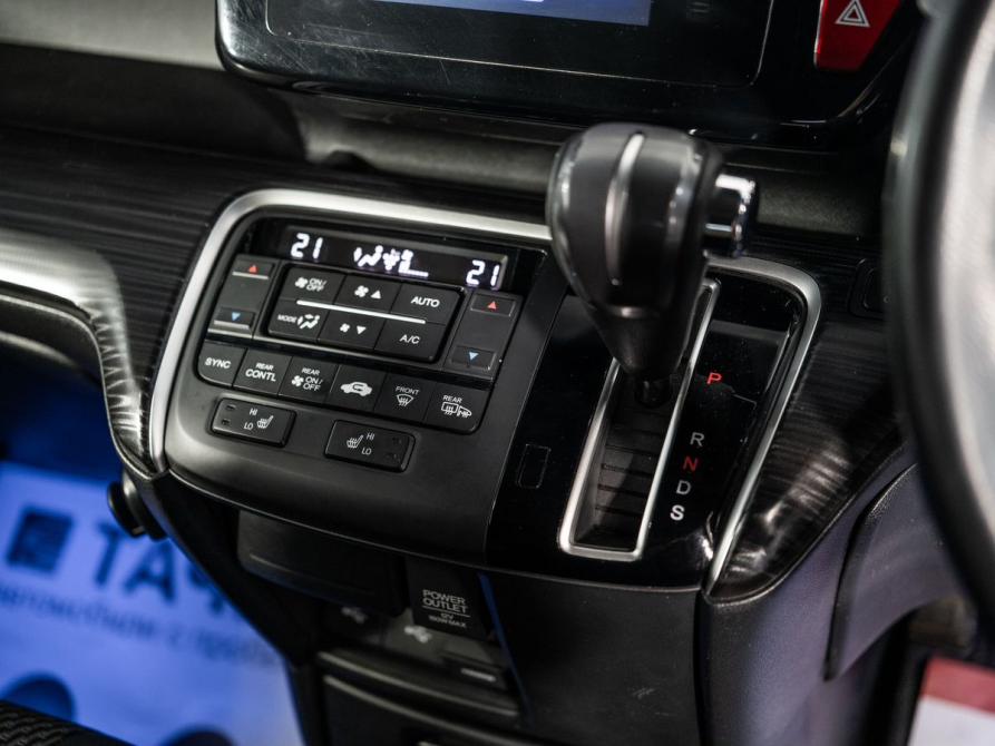 Honda Stepwgn V Иркутск  - изображение 16
